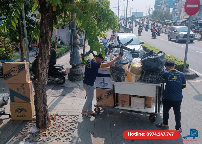 Đội xe đa dạng, nhân sự chuyên nghiệp, phục vụ mọi nhu cầu chuyển nhà