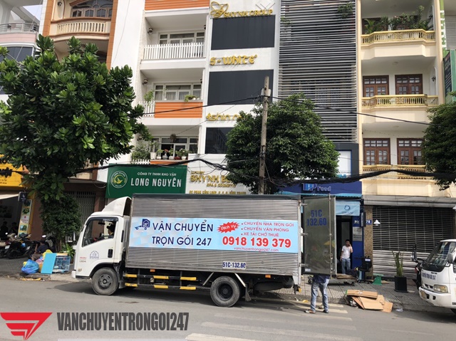 Dịch vụ taxi tải Quận 1 an toàn, nhanh chóng
